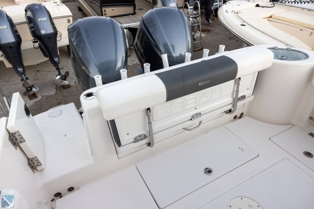 Pre-Owned 2019 Robalo for sale